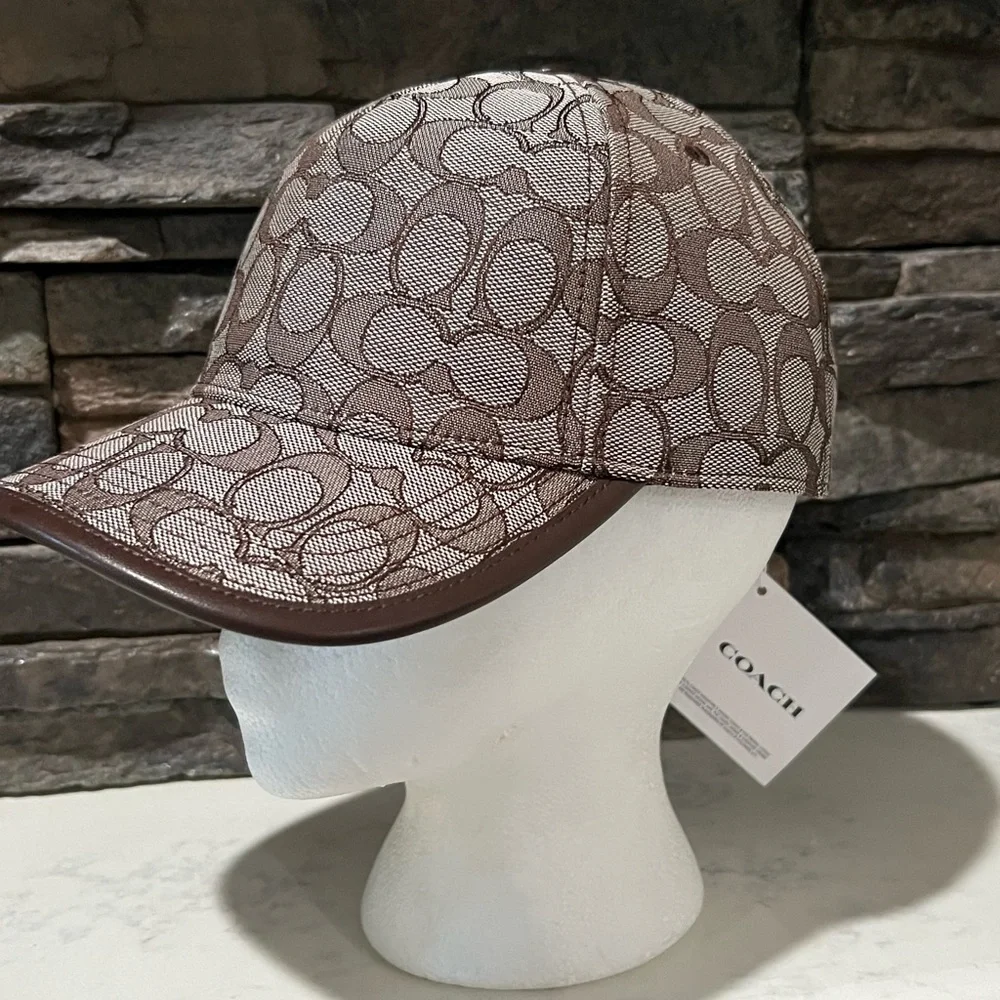 Coach Cap 🧢 - Picture 3 of 16